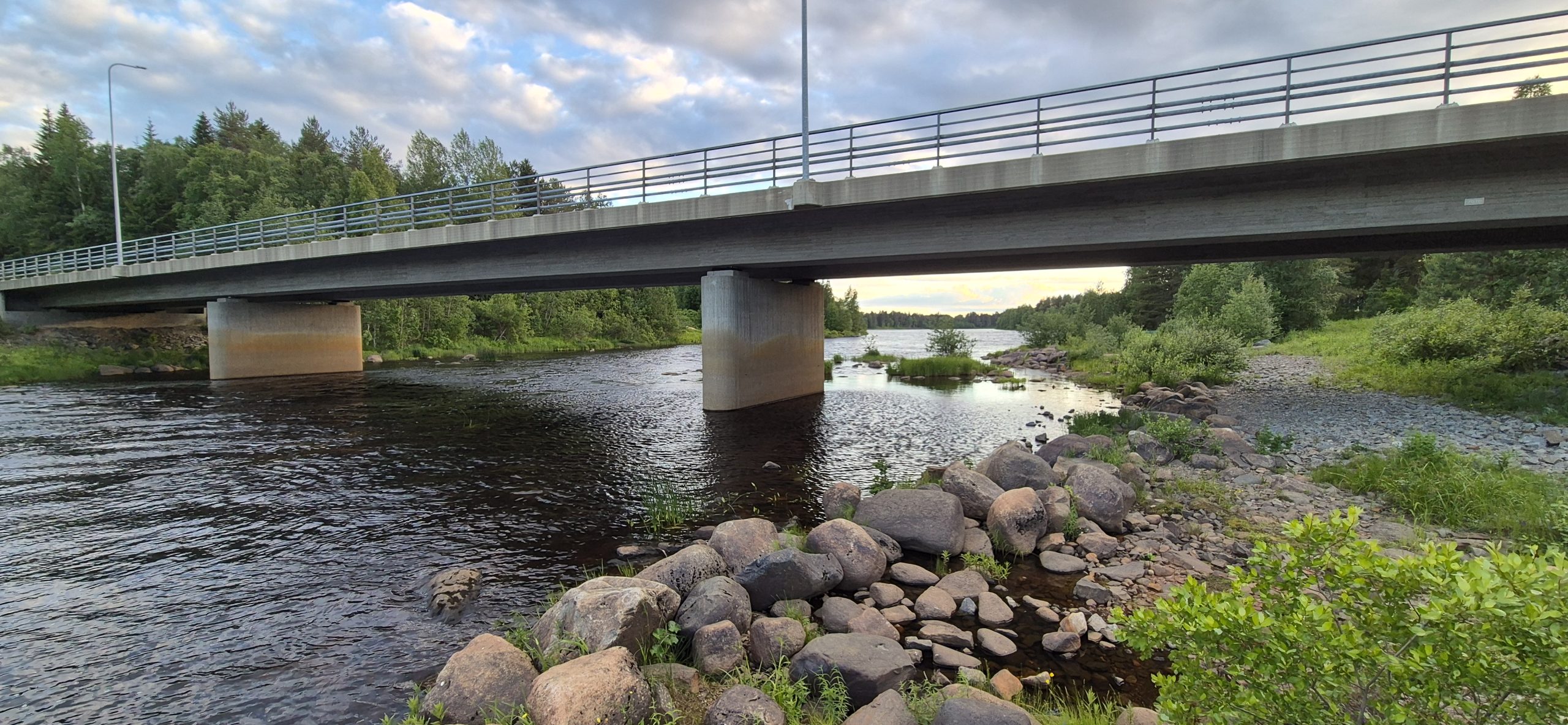 Illin sillan ympäristö